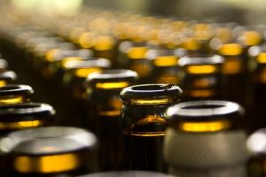 В России 40% от выпуска крепкого алкоголя пришлось на теневое производство 