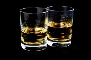 Продажи Brown-Forman упали из-за девальвации рубля