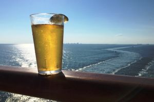 Boston Beer откроет плавучую крафтовую пивоварню