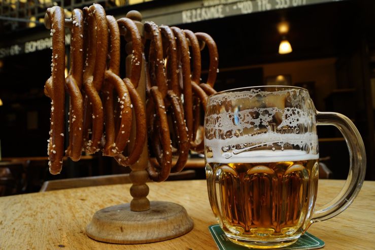 Почему немцы пьют всё меньше пива, и что с этим делать?
