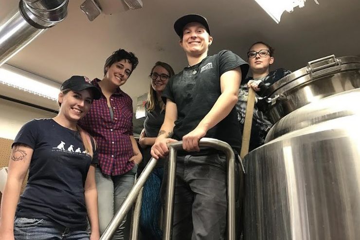 Американские женщины-пивовары сварят «анти-трамповское» пиво 