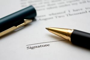 Мелкий шрифт в договорах могут запретить