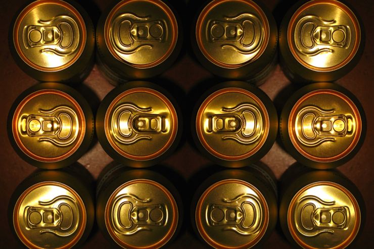 Упаковка для баночной Corona теперь будет сделана из биоматериалов
