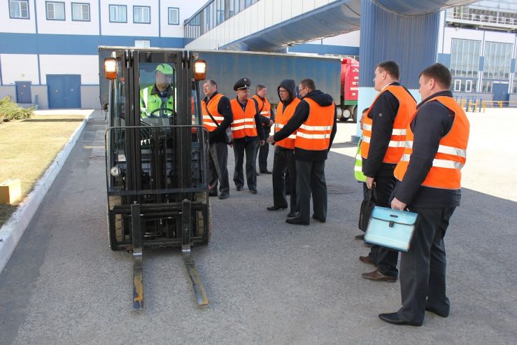 Гостехнадзор оценил безопасную работу складского автотранспорта «Балтики-Самара»