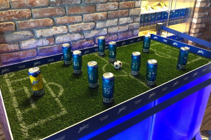 В честь победы «Зенита» в Чемпионате России Heineken выпустил пиво с фамилиями игроков
