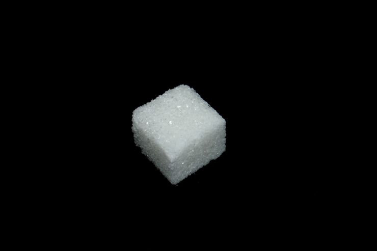 Правительство Сингапура объявило о запрете рекламы сахаросодержащих напитков