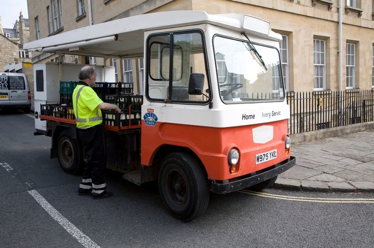 В Великобритании молочники станут доставлять пиво
