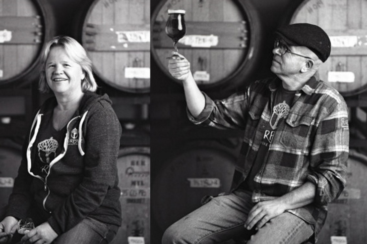 Фотограф снял пивоваров на плёнку и проявил её в их пиве