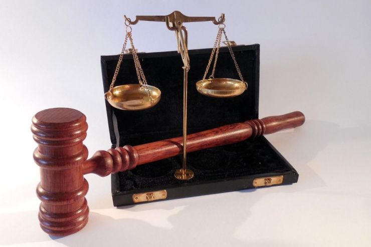 Правоохранитель, в отношении которого якобы применила насилие Галина Кляйн, не явился в суд