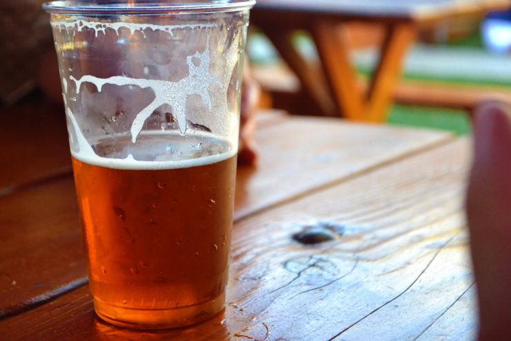 Чешские пивовары ожидают снижения продаж пива ещё на 10% летом 2021 года