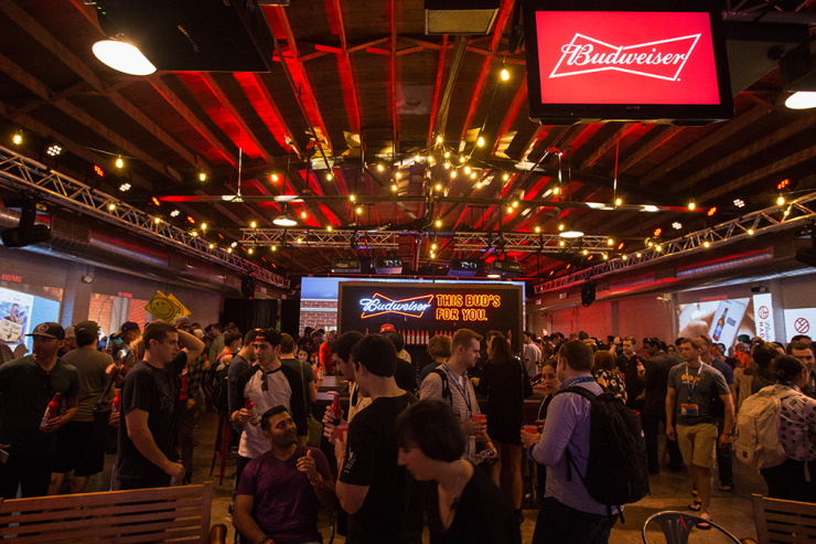 Бизнес-акселератор AB InBev выделит до 50 тыс. долларов на развитие лучших инновационных стартапов Азии и Африки