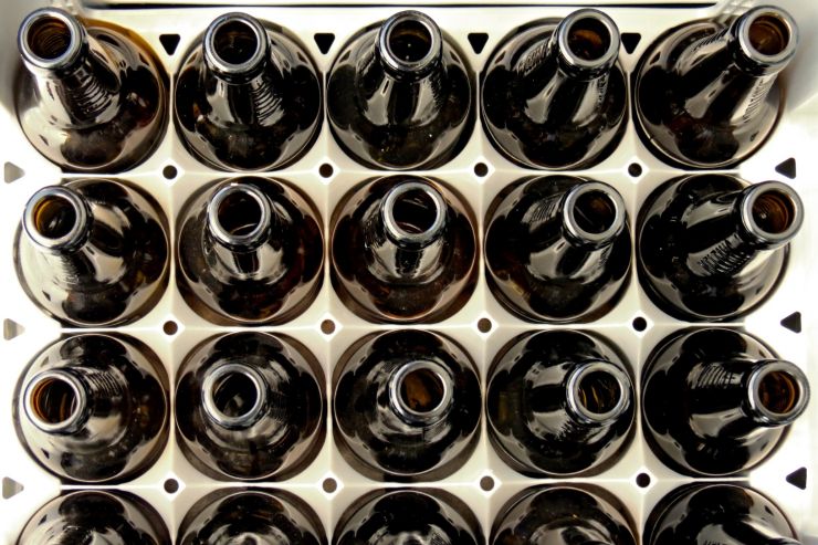 Шотландские производители напитков и операторы HoReCa выступили против залоговой тары