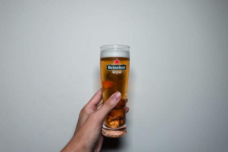 Heineken: потребители рассматривают пиво как доступную роскошь