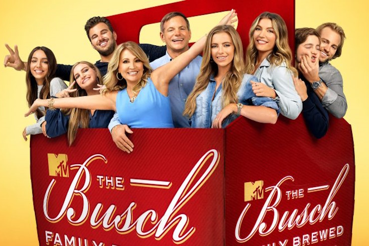 Билли Буш-старший и его семья на постере реалити-шоу The Busch Family Brewed на канале MTV.