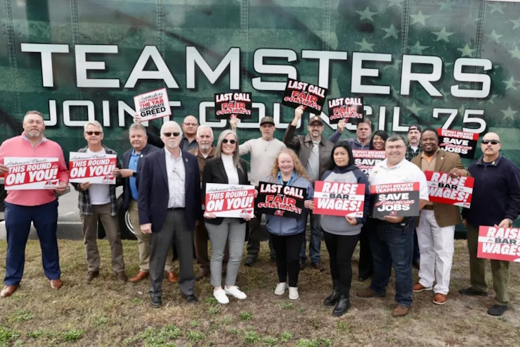 Работники 12 заводов Anheuser-Busch в США предупредили о забастовке