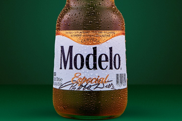 В 2025 году Трамп намерен ввести ввозную пошлину в 25% на пиво из Мексики и Канады