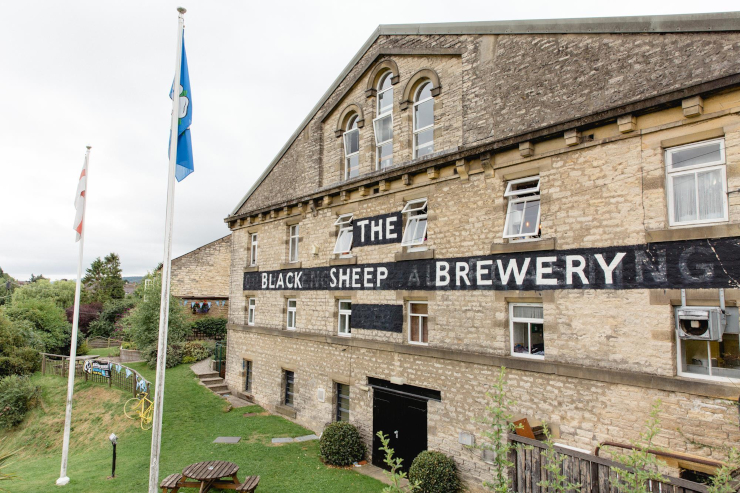 Владелец британских Black Sheep и Fourpure начал процедуру несостоятельности