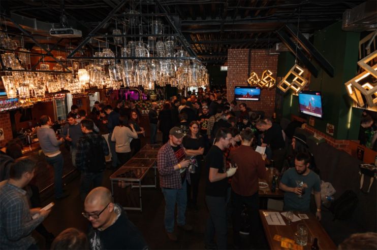 «МирБир» провёл в Москве дегустацию тёмных майлдов от домашних пивоваров