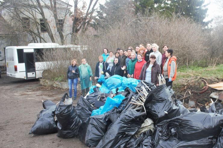 «Воронежский пивзавод» провел акцию по раздельному сбору мусора
