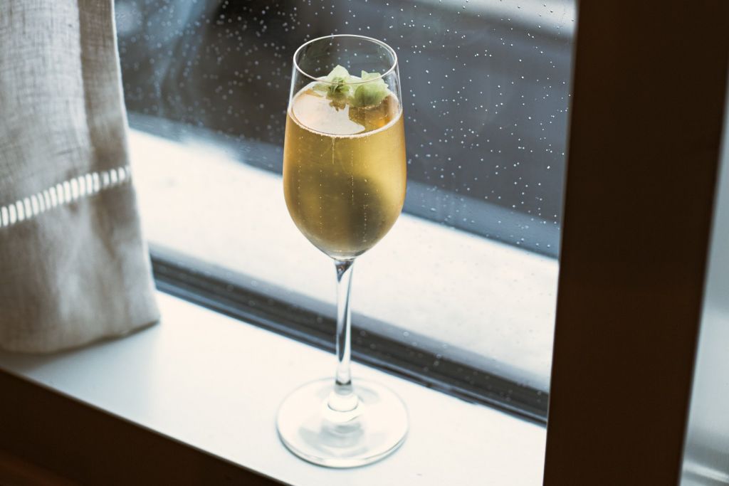 Новинки недели: Новый год крадётся