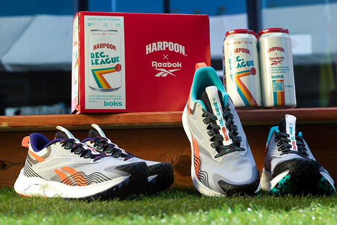 Reebok и бостонская пивоварня вместе разработали упаковку для пива и новую модель кроссовок 