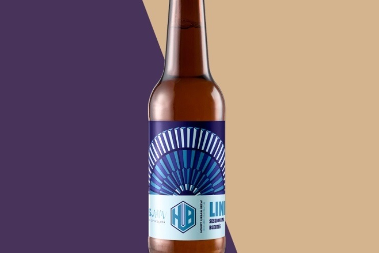 Во Франции сварили голубое пиво с добавлением спирулины