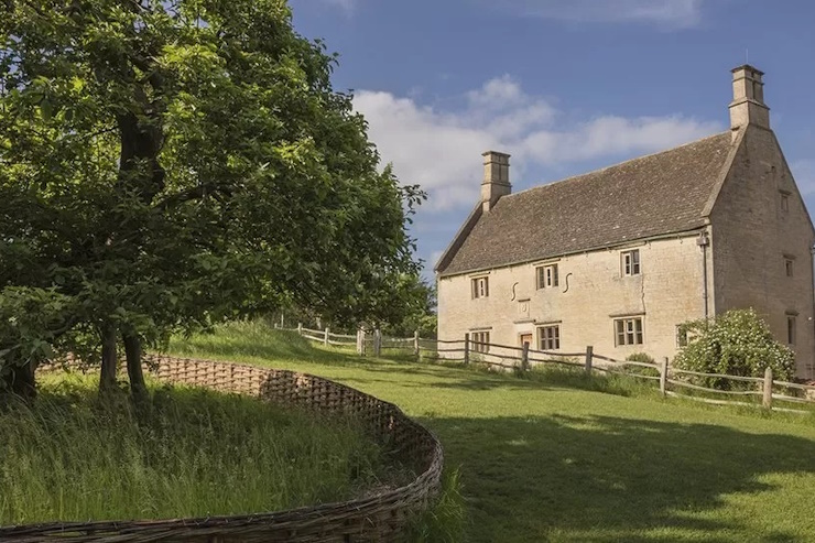 Потомок Ньютона купил для своей сидродельни черенок яблони, вдохновившей теорию гравитации