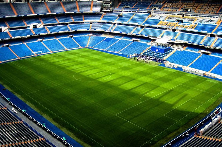 Британский МИД призвал своих болельщиков пить меньше немецкого пива во время чемпионата Европы в Германии