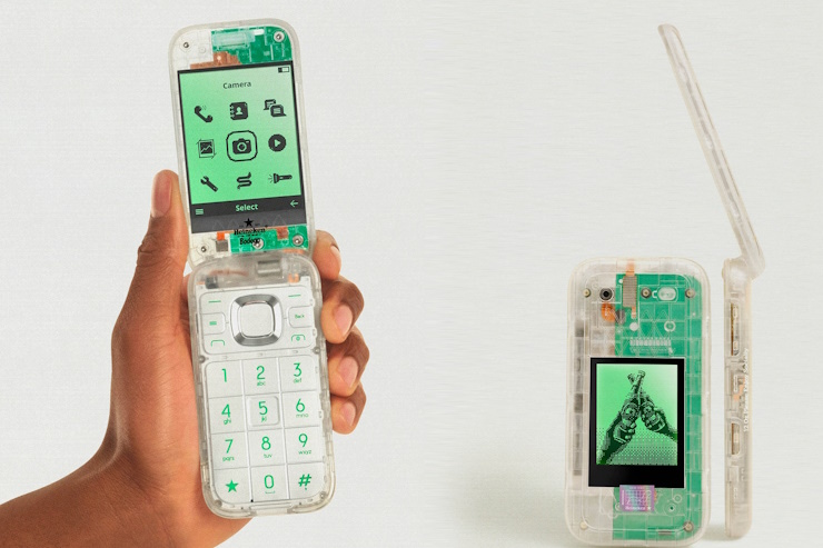 Heineken выпустил «скучный» кнопочный телефон