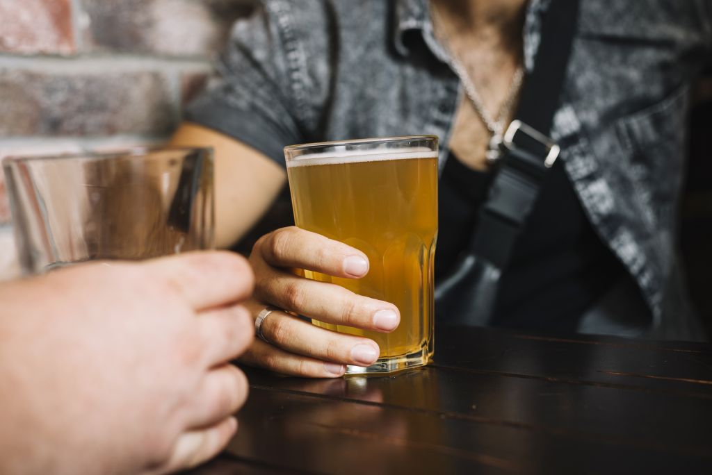 «Если быть точными»: продажи алкоголя в России достигли рекорда за 9 лет