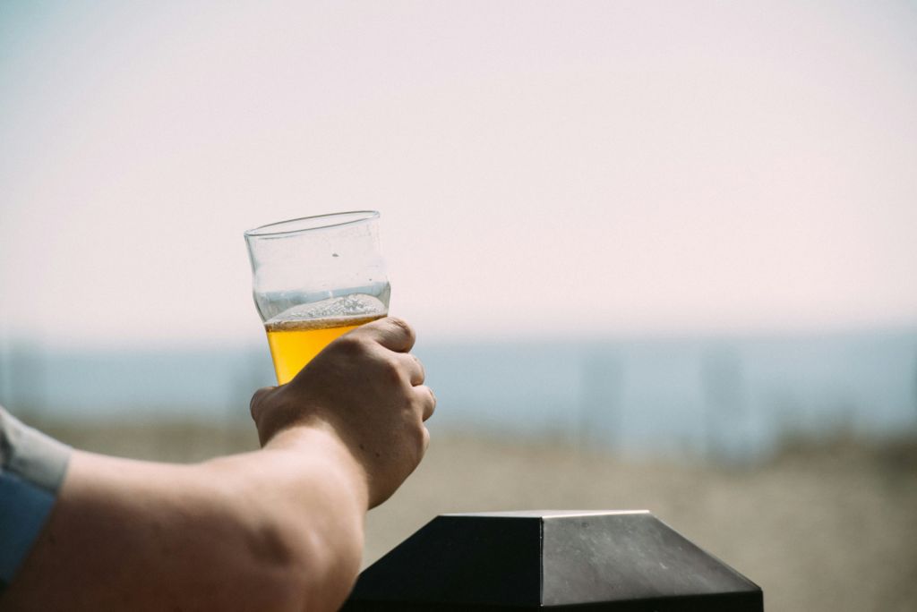 Новинки недели: тепло на дне бокала