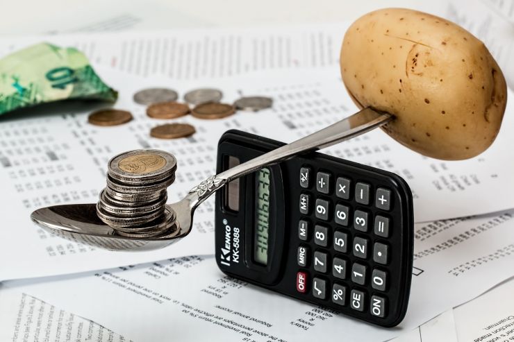 Минфин сравняет цену на водку и «боярышник»