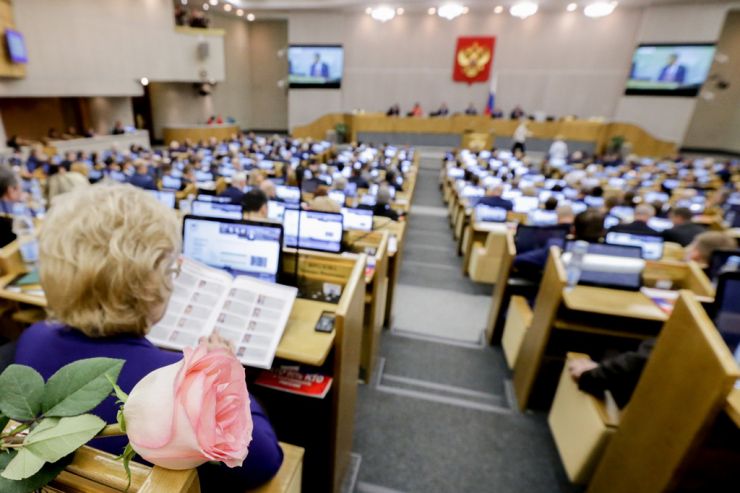 Реклама алкоголя в СМИ вернется, если правительство придет к общему мнению