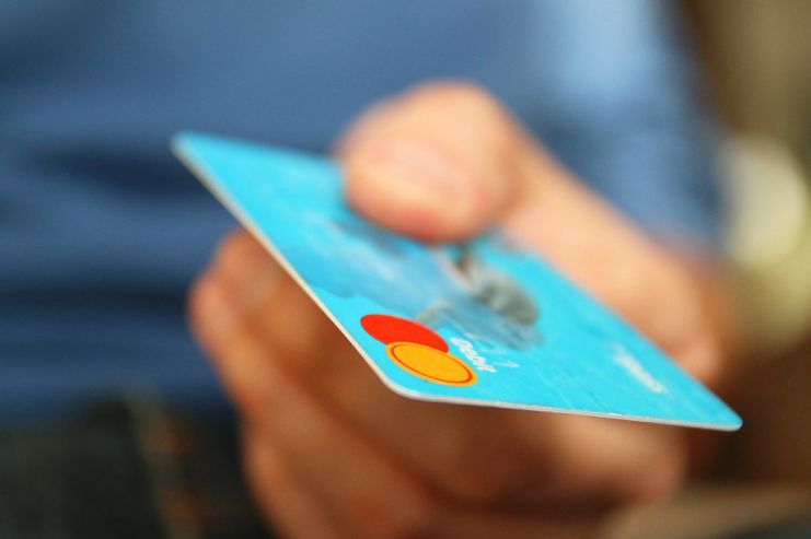 В Курганской области хотят ограничить покупку алкоголя за детские пособия