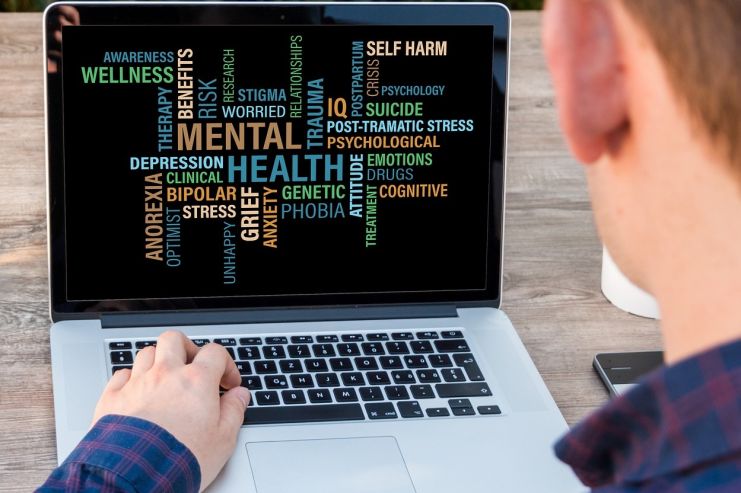 ВОЗ призывает оградить детей от интернет-рекламы алкоголя