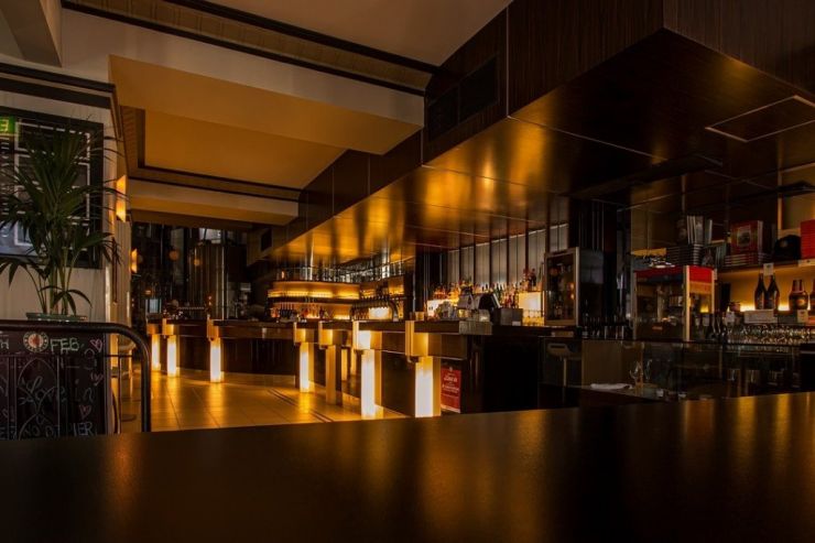 В Москве продлили запрет на ночную работу баров