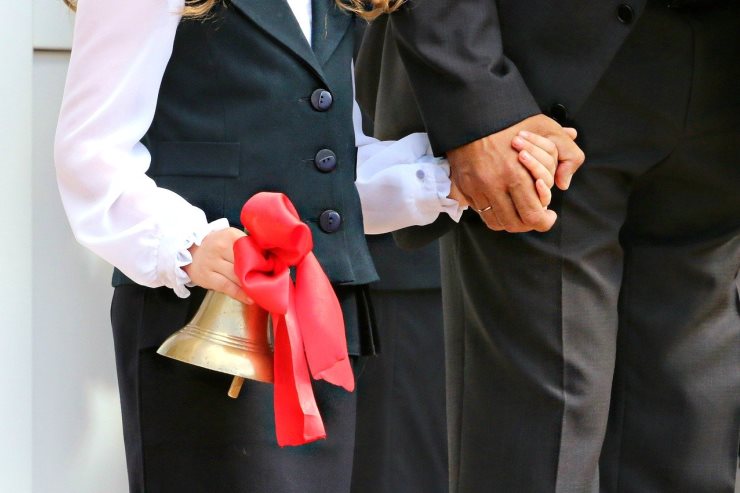 Напоминание: в большинстве регионов нельзя продавать алкоголь 1 сентября, в некоторых — 11 сентября