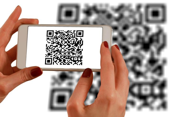 Омбудсмен малого бизнеса предложила ввести QR-коды для покупателей алкоголя