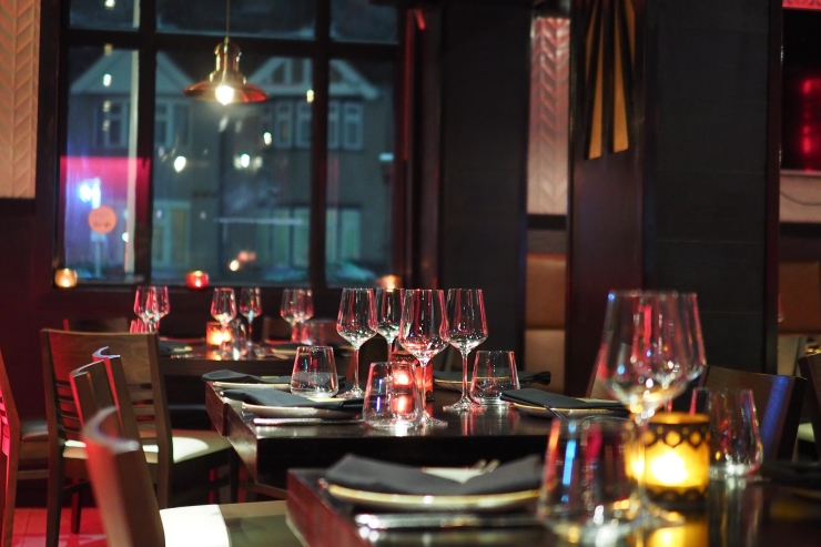 К 2026 году в России обновят 12 ГОСТов для заведений общепита