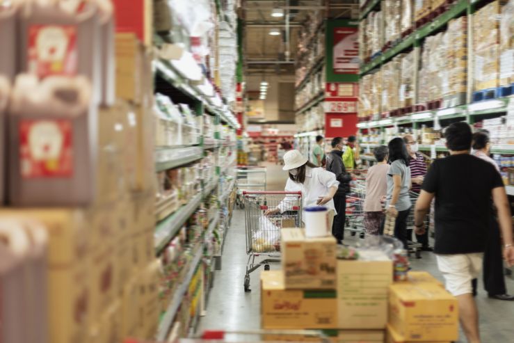 В Татарстане теперь можно продавать спиртное с 8:00 до 23:00: время легальной торговли алкоголем продлили на три часа