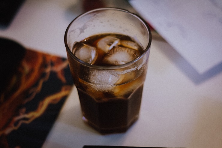 В Госдуму внесли законопроект о запрете продажи энергетиков несовершеннолетним