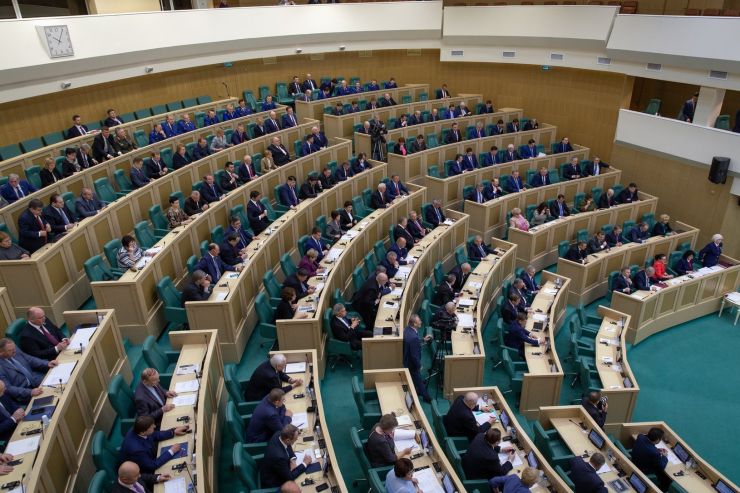 Совет Федерации одобрил закон о введении реестра