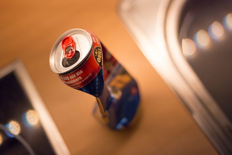 В Иркутской области запретили продажу энергетиков несовершеннолетним