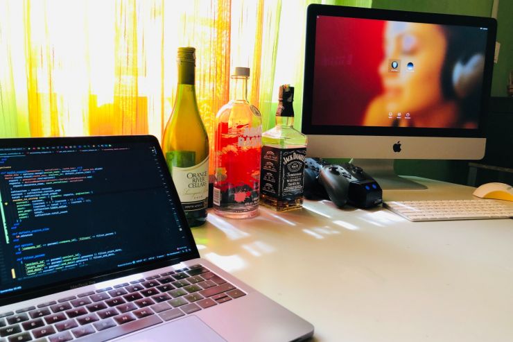 Минпромторг поддерживает легализацию онлайн-торговли алкоголем