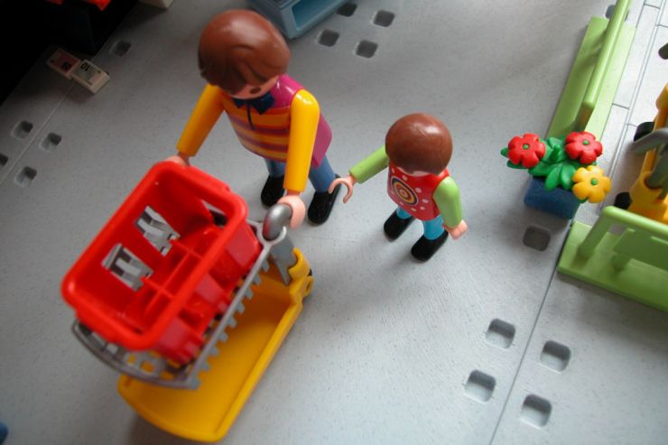 Хамзаев предложил запретить несовершеннолетним посещать алкомаркеты