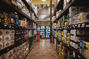 В Томске в рамках борьбы с «наливайками» могут запретить продажу пива в жилых домах