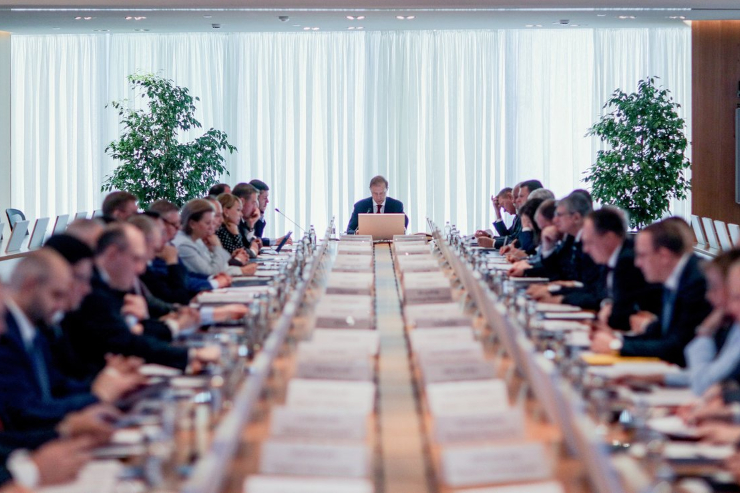 Мантуров: ЦРПТ направил на создание системы маркировки более 100 млрд рублей частных инвестиций