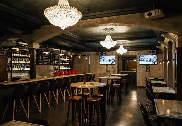 Петербургский бар Lestr получит статус Corner Stone