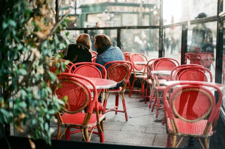 Глава Роспотребнадзора сообщила о необходимости увеличения площади летних веранд 