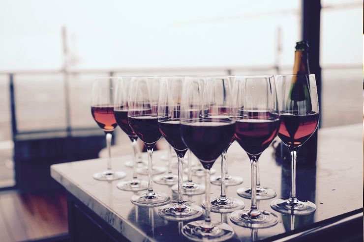 В курортных городах Краснодарского края откроют сеть баров с ассортиментом кубанских вин